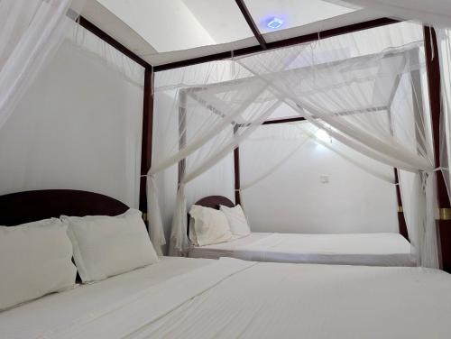 Family Room with Private Bathroom room in Bliss Apartment Hikkaduwa