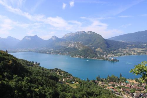 Entre Lac et Montagnes - image 2