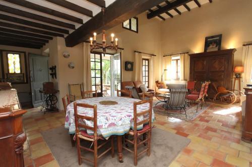 Superbe Villa provencale avec piscine privée Superbe Villa provencale avec piscine privée