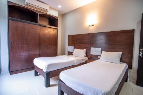 Superior Deluxe Double or Twin Room  image 8
