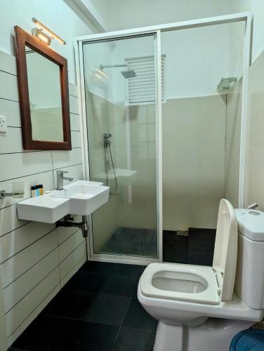 Single Room with Balcony image 3