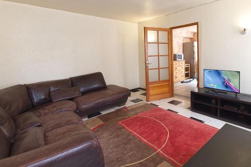 Shared lounge/TV area, Maison independante proche Paris Saclay, Massy in La Ville-du-Bois