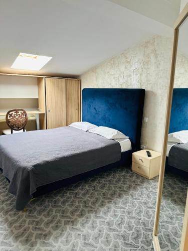 Superior Double or Twin Room image 10