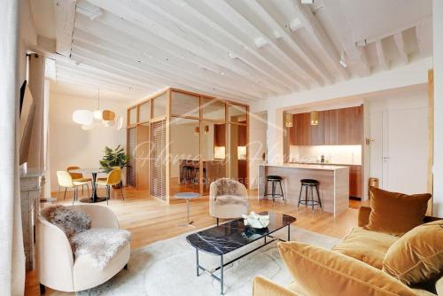 Le Marais Luxury & Charm 70m of Design, Paris