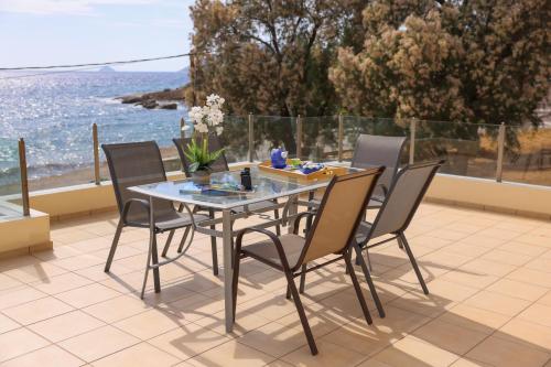 Balkons/terase, KomiVillas in Emporios
