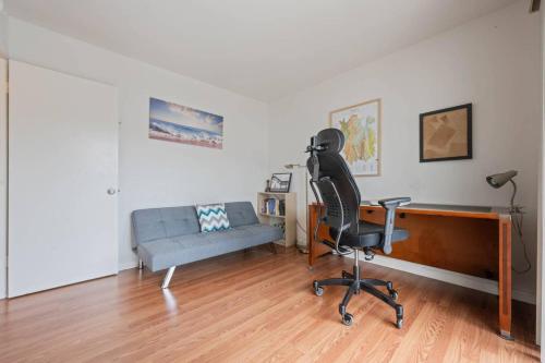 Sawtelle Serenity- Modern Comfort, Los Angeles (fotografie 10)