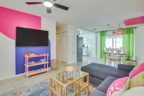 4 Mi to Riverwalk Bradenton Home with Game Room in Bradenton, USA