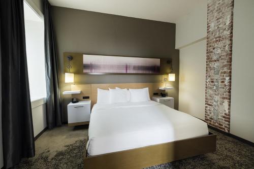 King Suite image 5