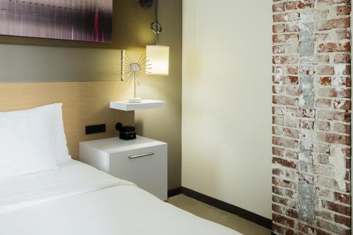 King Suite image 7