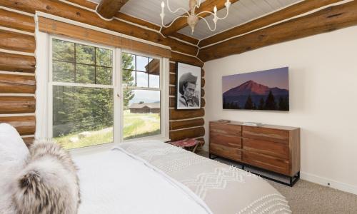 Powder Ridge Cabin Moose Ridge 2 in Gallatin Gateway, USA