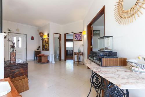 Vita Portucale | Sintra Retreat Villa w/Pool in Varzea de Sintra