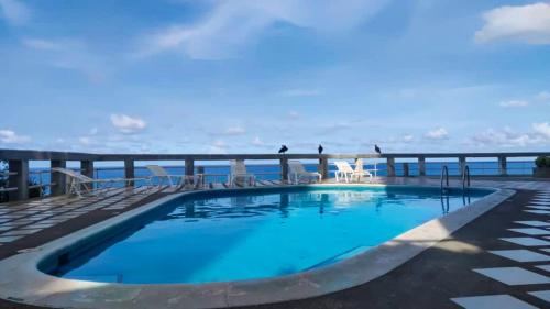 Swimming pool, Beach front 9 min to airport DosLocosDeViaje in Maiquetía