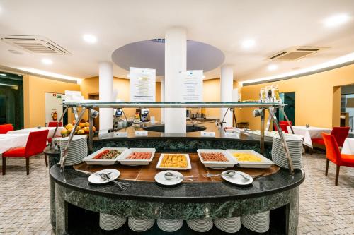 อาหารและเครื่องดื่ม, Leziria Parque Hotel in วิลา ฟรองโค เดอ ซีลา