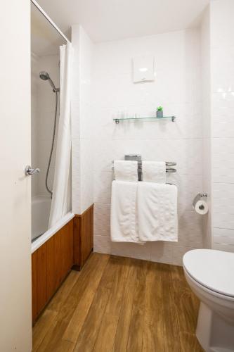 The Norfolk Lodge Hotel - image 11