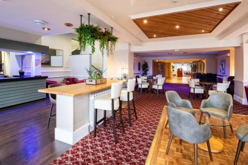 The Norfolk Lodge Hotel - image 10