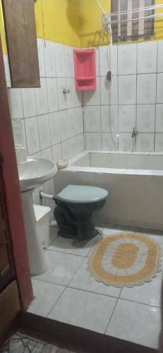 Bathroom, Casa andorinhas in Praia do Puruba