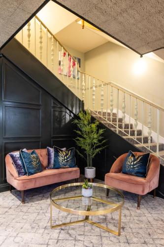 The Monterey Hotel, BW Signature Collection in St. Saviour