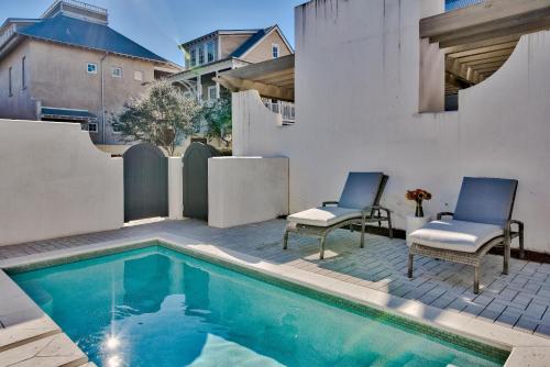 Four-Bedroom Holiday Home image 10