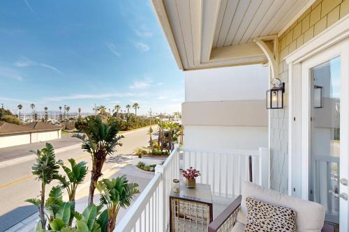 Sunset Dreams in Oxnard, USA
