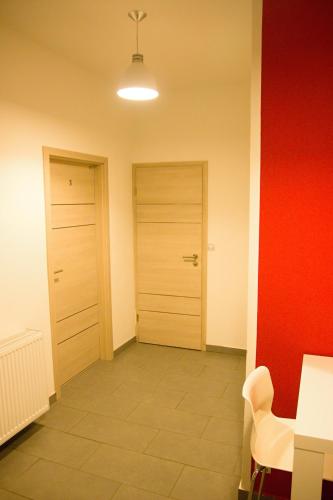 Budget Apartment 5