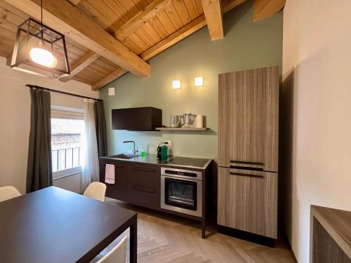 모데나 Appartamenti Saragozza a due passi da Piazza Grande - WIFI e parcheggio gratuito 4성급 게스트하우스 수영장