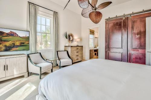 Four-Bedroom Holiday Home image 7
