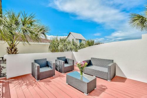 Four-Bedroom Holiday Home image 5