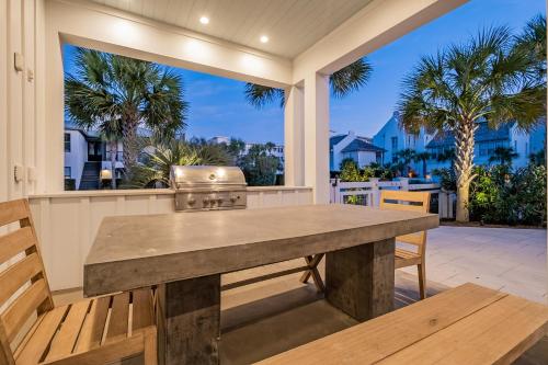 Eight-Bedroom Holiday Home image 10