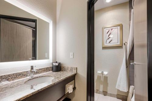Best Western Plus The Inn at Hells Canyon - image 10