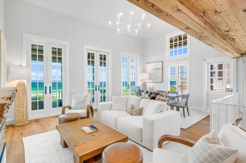 Atwoods Cottage & Carriage House