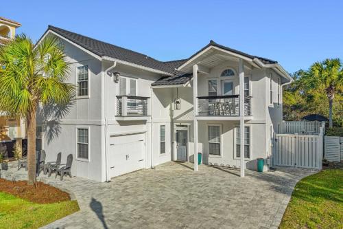 Four-Bedroom Holiday Home room in Nashvilla