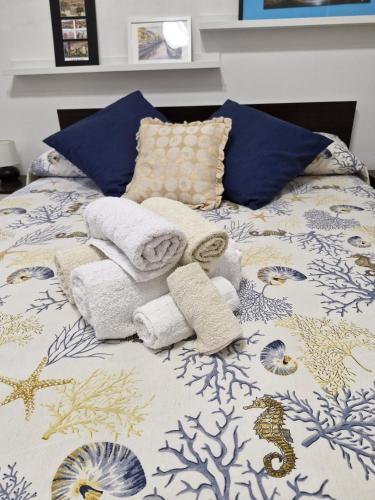 2 bedrooms, 3 beds