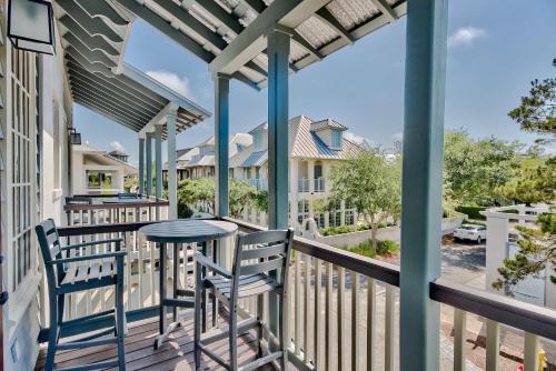 Southern Serenity Cottage - image 5