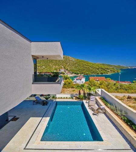 Four-Bedroom Villa