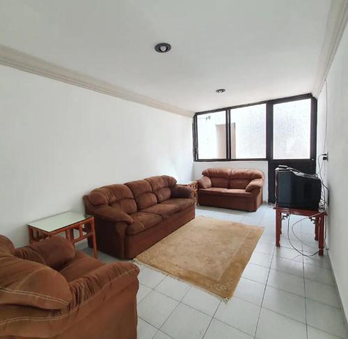 Casa Luna con alberca para 26 personas Cuernavaca in Cuernavaca, Mexico