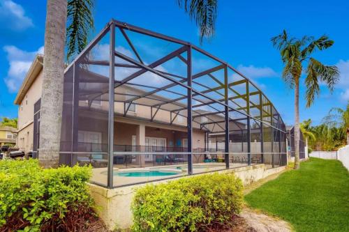 New 7 Bed Family Home with Themed Rooms and Game Room in Orlando, USA
