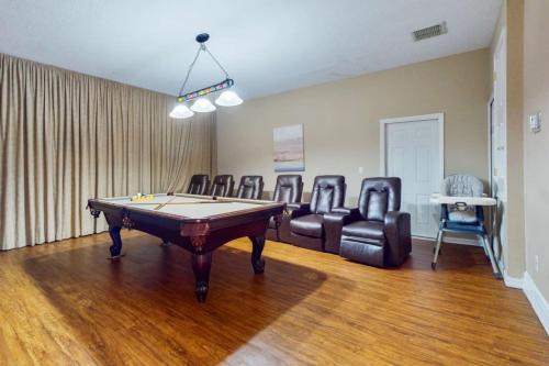 New 7 Bed Family Home with Themed Rooms and Game Room in Orlando, USA