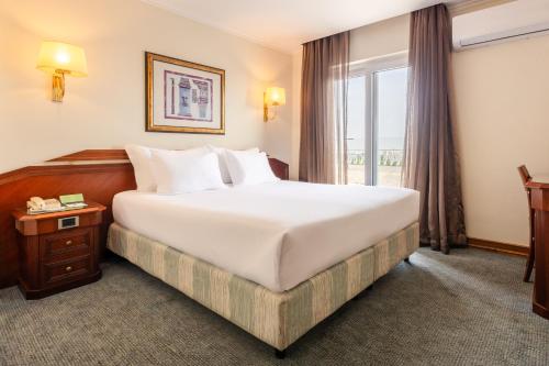 SANA Rex Hotel - image 13