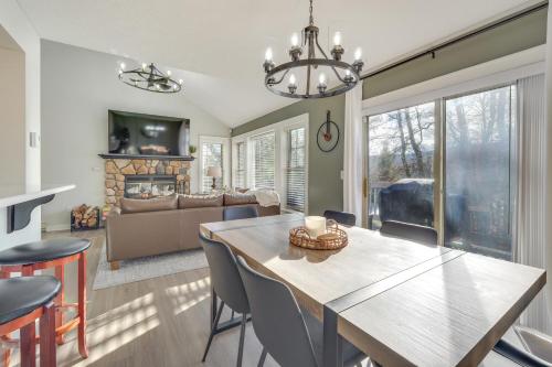 Ski at Camelback Resort Mtn-View Hideaway! in Tannersville, USA