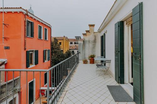 Venice Rooftop Home • Private Terrace View