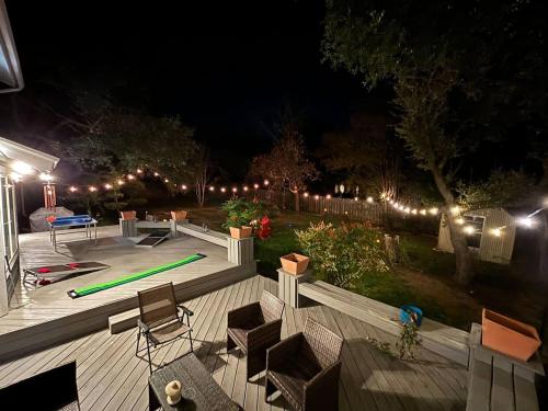 Fire Pit, Gym, Ping Pong, Corn Hole, King Beds in Austin, USA