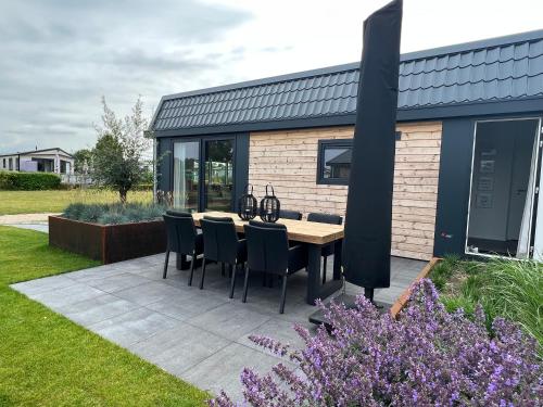 Exterior view, Que Vida, Boutique Chalet aan Zee en Meer in Scharendijke