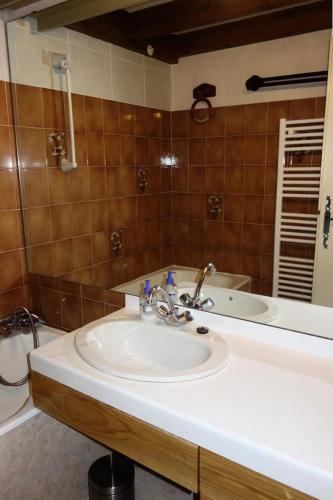 Résidence Maison De L'alpe - APPARTEMENT ALPE D'HUEZ QUARTIER VIEL ALPE MAE-2051 Résidence Maison De L'alpe - APPARTEMENT ALPE D'HUEZ QUARTIER VIEL ALPE MAE-2051