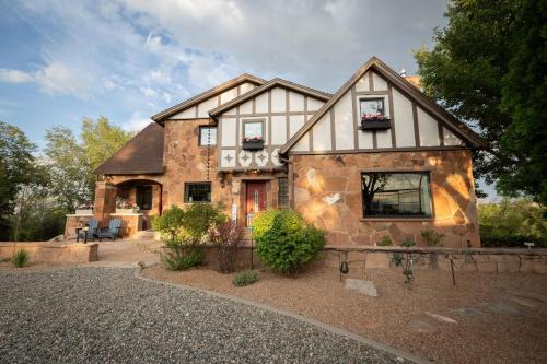 Seven-Bedroom House