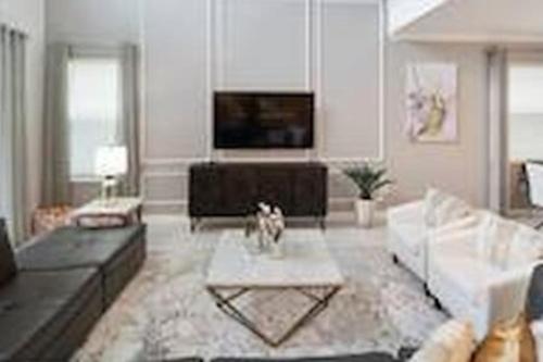 Themed home 5BR wPool-Storey Lake 4363RS in Kissimmee, USA