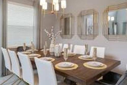 Themed home 5BR wPool-Storey Lake 4363RS in Kissimmee, USA
