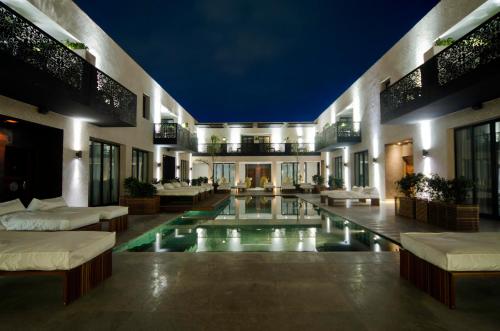 Cesar Resort & Spa - image 3