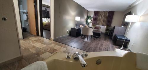 1 queen bed