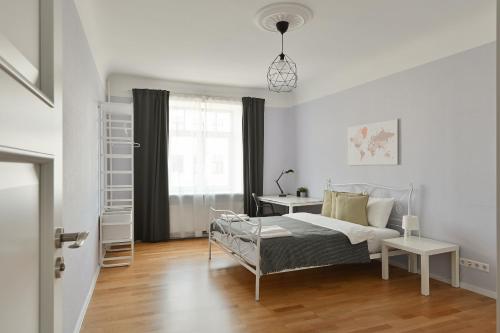 Families & Groups - 4 Bedrooms - Spacious 110m2 - Perfect Location in Grinzinkalns (történelmi dolgozók negyede)