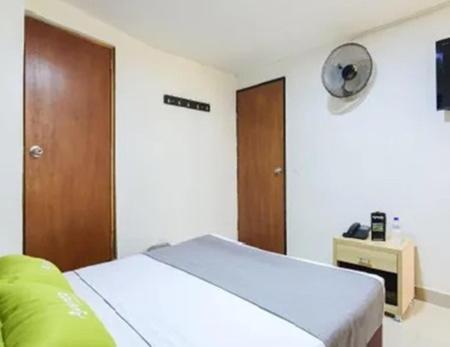 Hotel Colombia Avenida - Photo 1